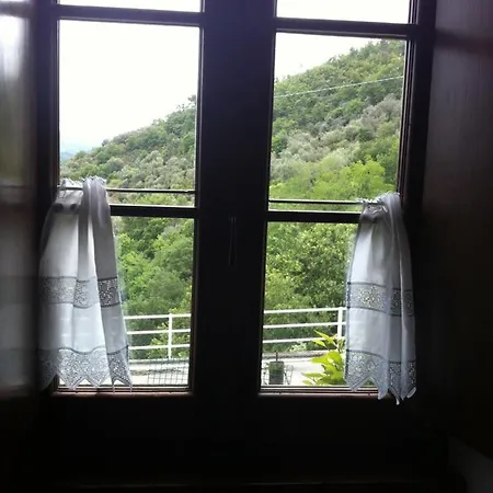 Ca' Di Vissai Panzió Arnasco